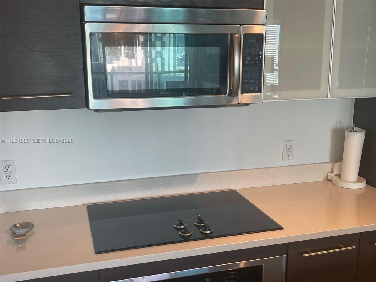 500 Brickell Ave, Unit 3105, Miami, FL 33131 Photo