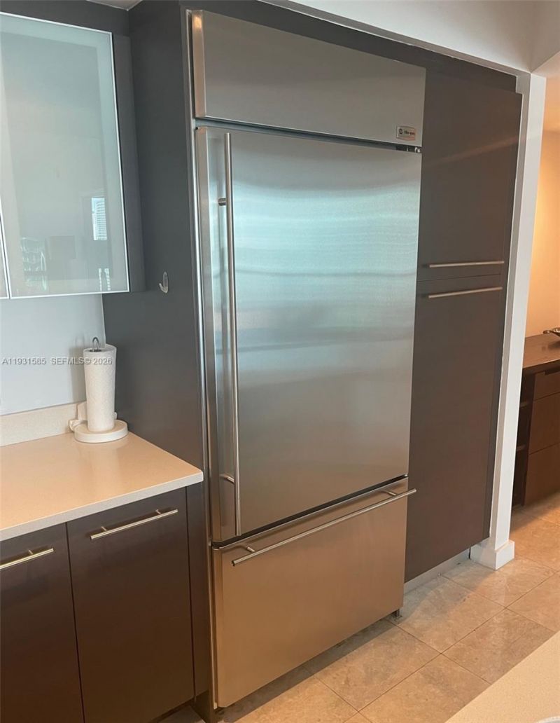 500 Brickell Ave, Unit 3105, Miami, FL 33131 Photo