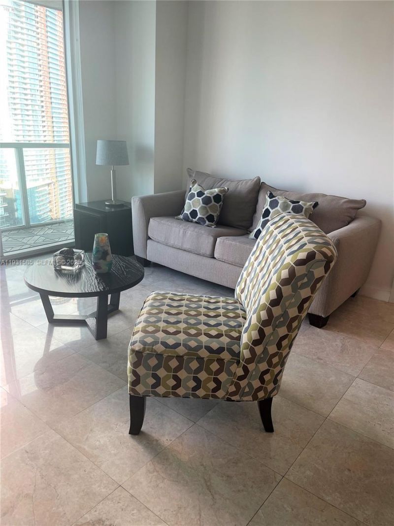 500 Brickell Ave, Unit 3105, Miami, FL 33131 Photo