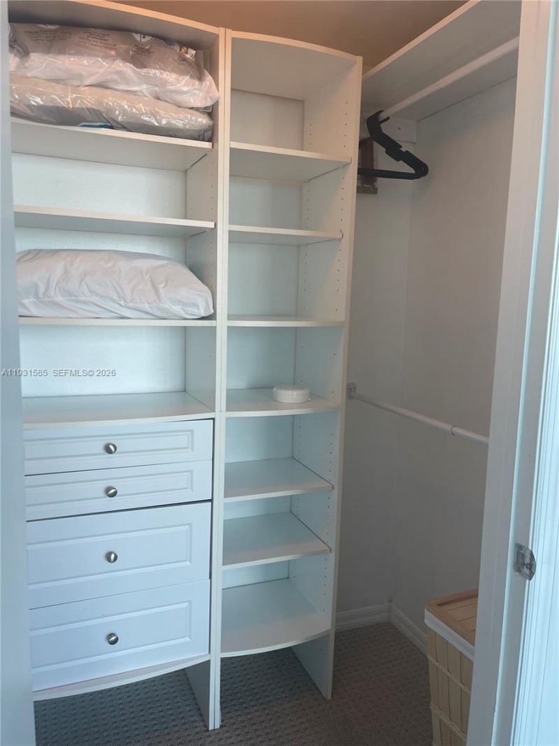 500 Brickell Ave, Unit 3105, Miami, FL 33131 Photo