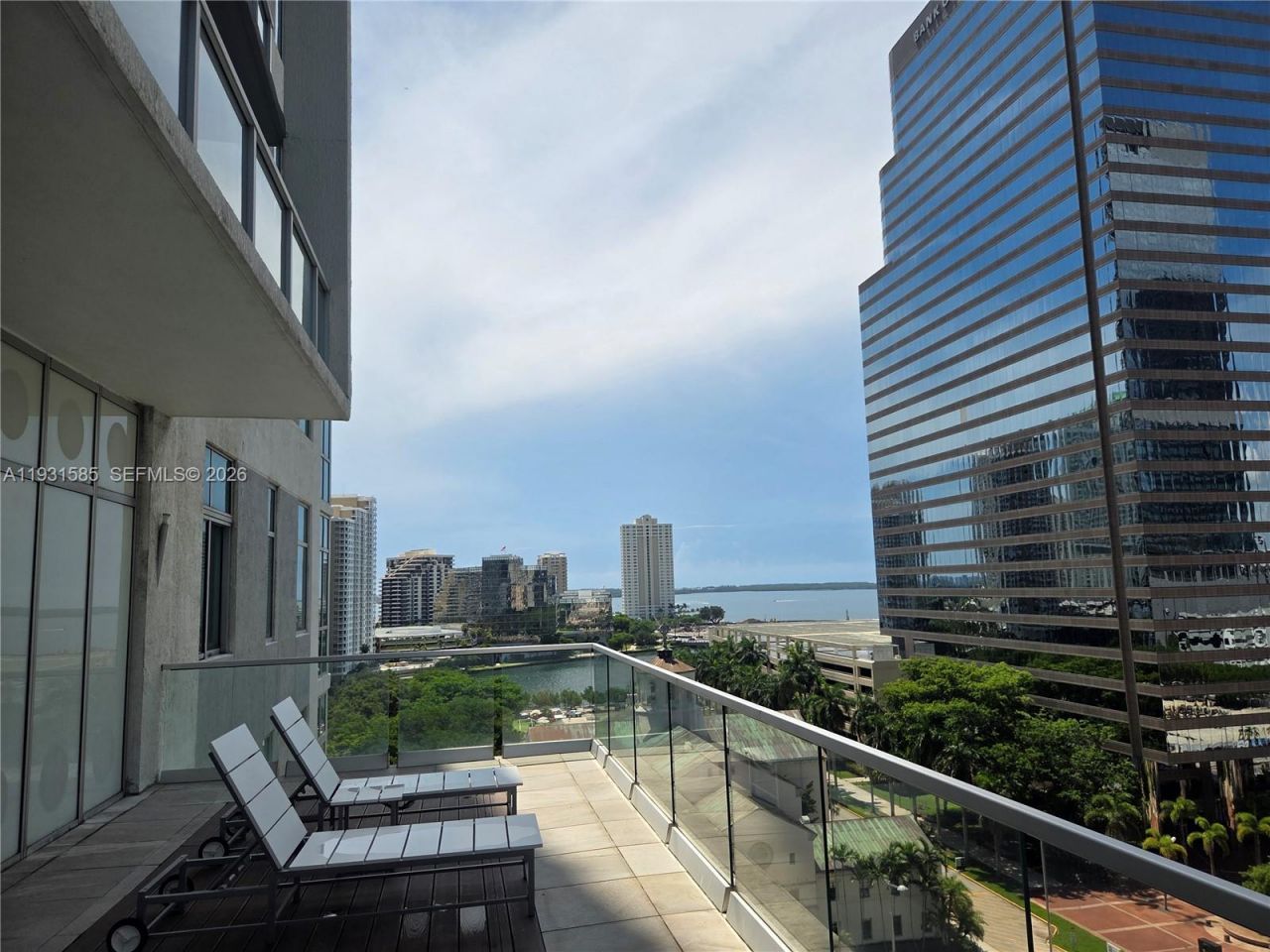 500 Brickell Ave, Unit 3105, Miami, FL 33131 Photo