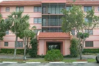 20860 San Simeon Way, Unit 302-6, Miami, FL 33179 Photo