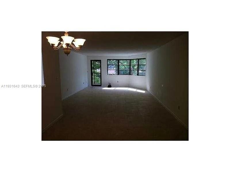 20860 San Simeon Way, Unit 302-6, Miami, FL 33179 Photo