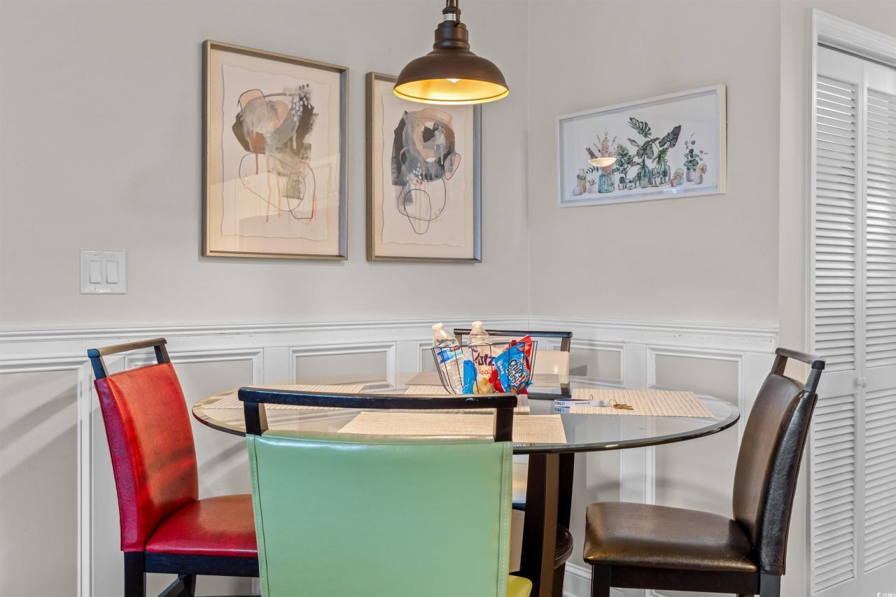 1890 Colony Dr. Photo 14