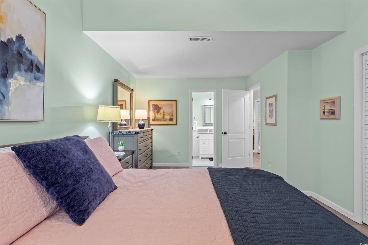 1890 Colony Dr. Photo 21