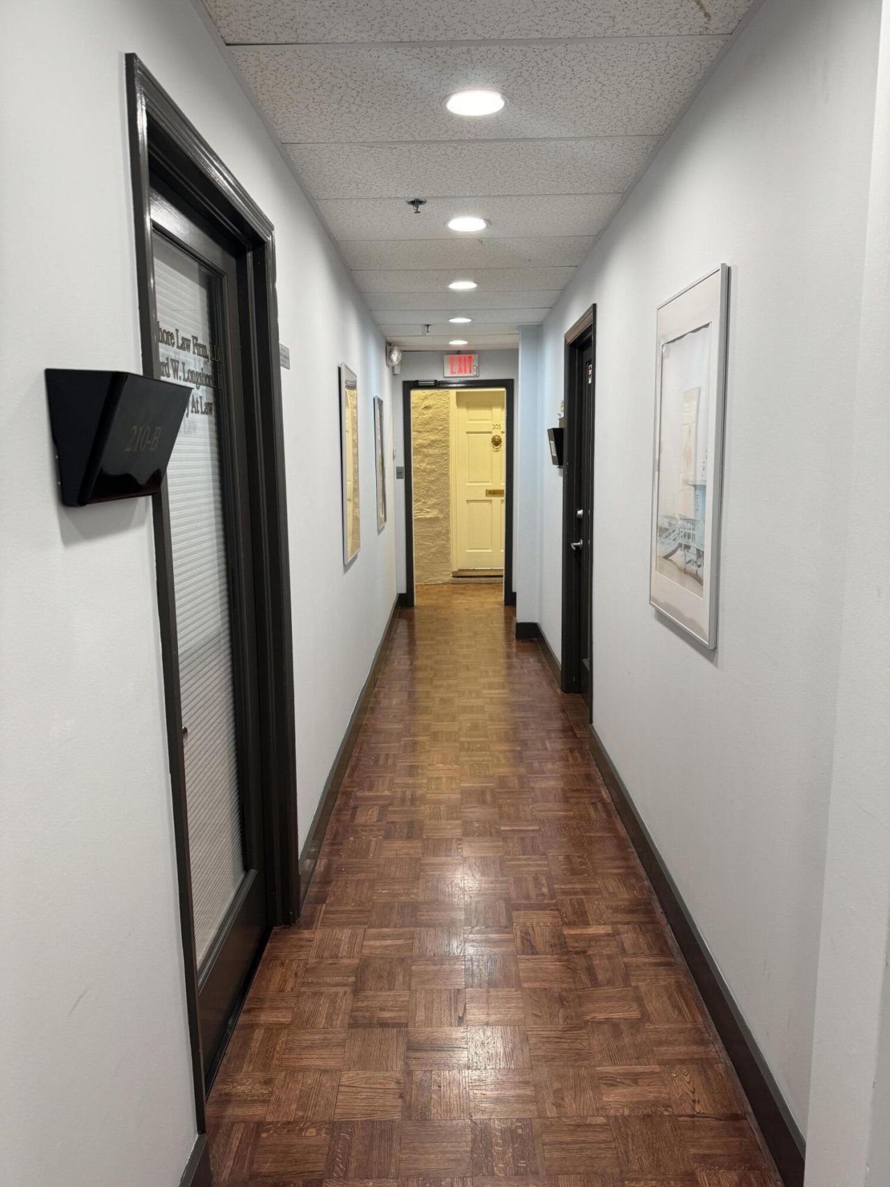 192 East Bay Street Photo 4