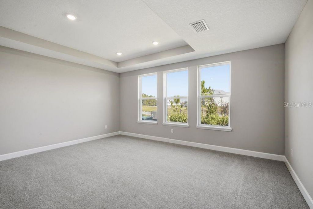 35056 Emberview Drive, Zephyrhills, FL 33541 Photo