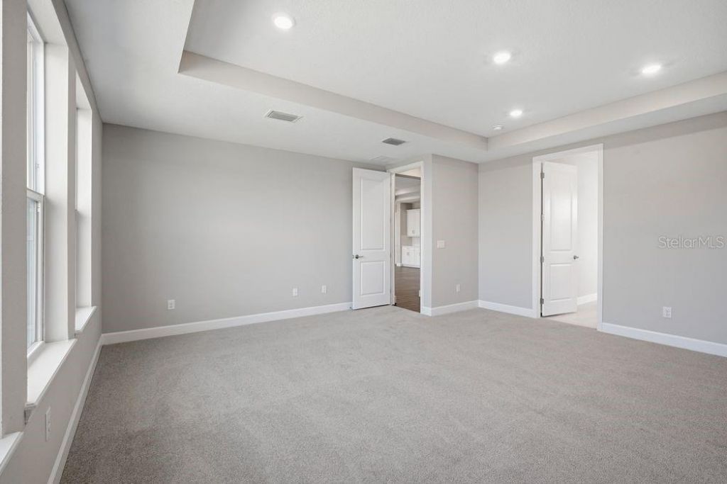 35056 Emberview Drive, Zephyrhills, FL 33541 Photo