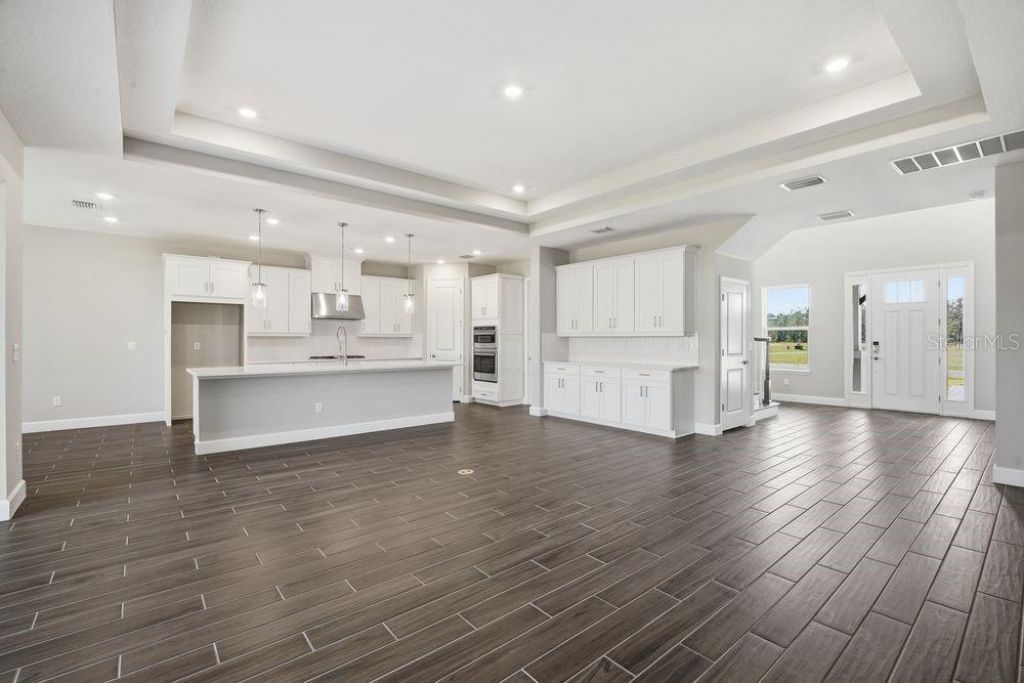 35056 Emberview Drive, Zephyrhills, FL 33541 Photo