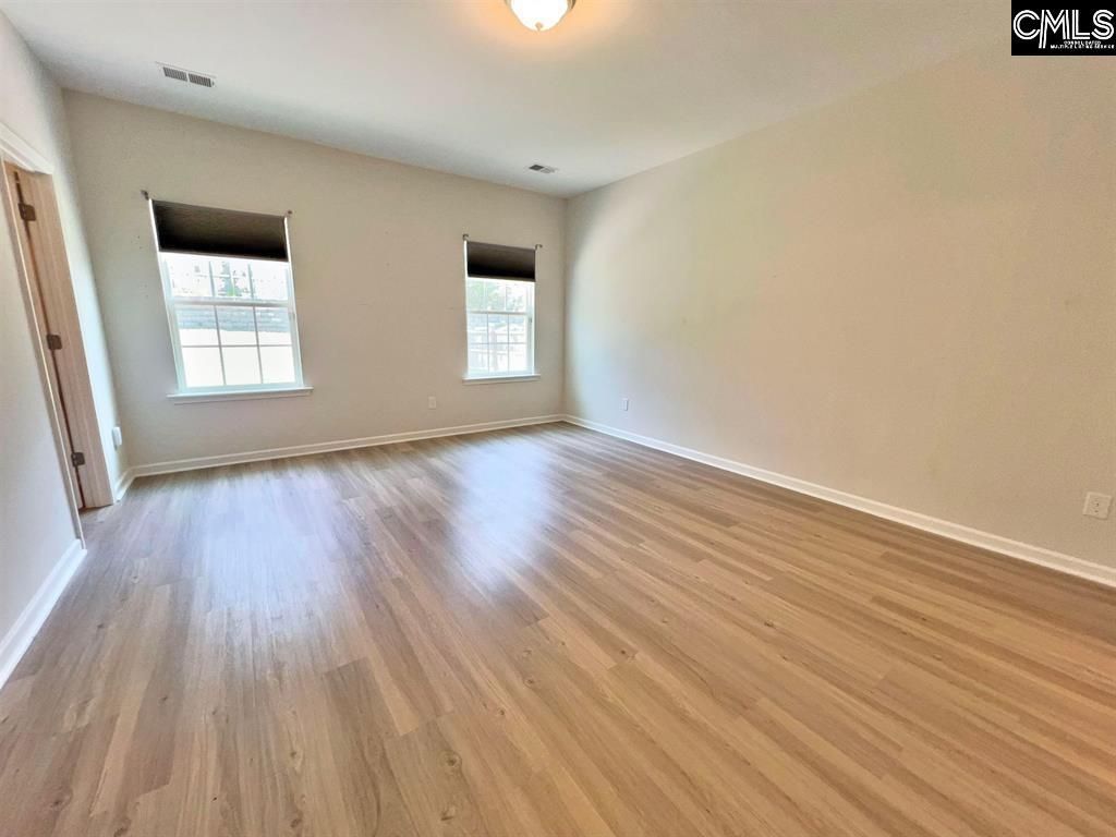 267 Aldergate Drive Photo 13