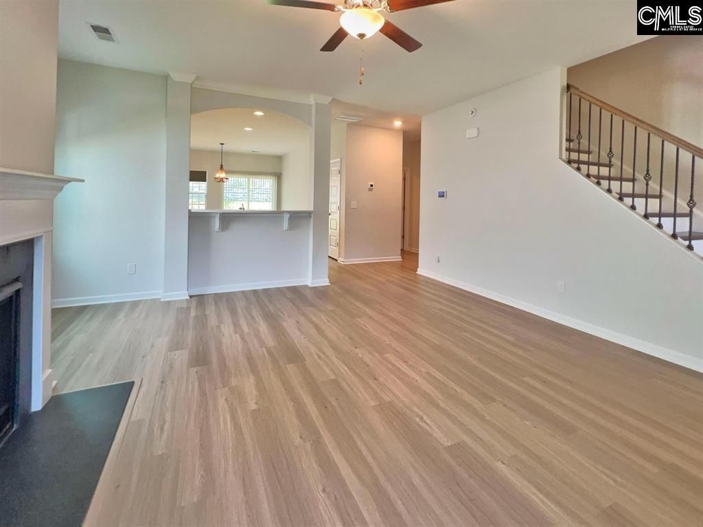 267 Aldergate Drive Photo 4