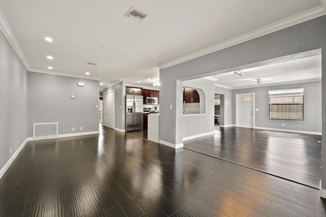 3670 NW 78th Lane, Coral Springs, FL 33065 Photo