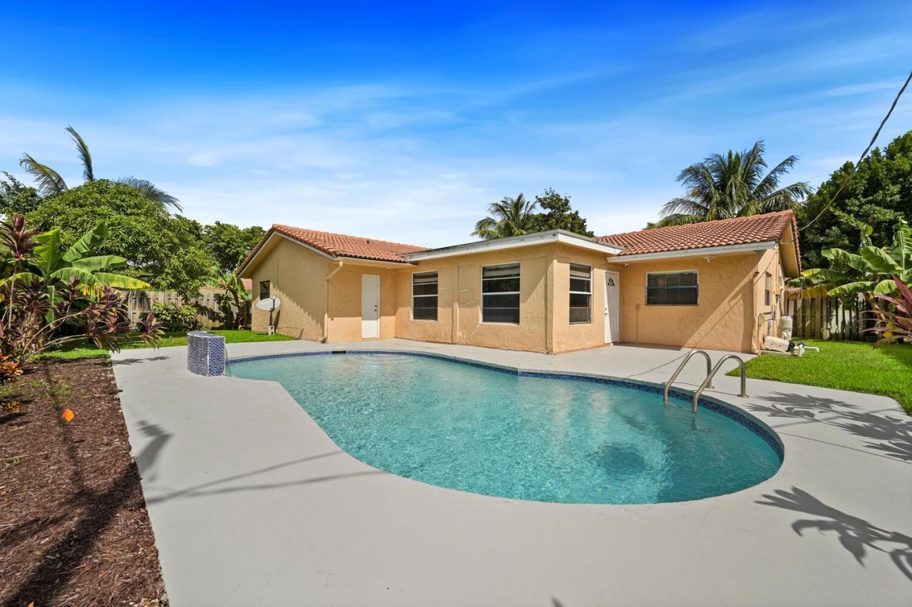 3670 NW 78th Lane, Coral Springs, FL 33065 Photo