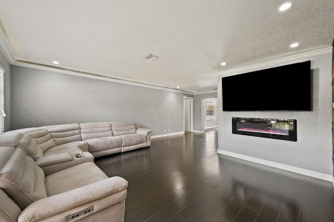 3670 NW 78th Lane, Coral Springs, FL 33065 Photo