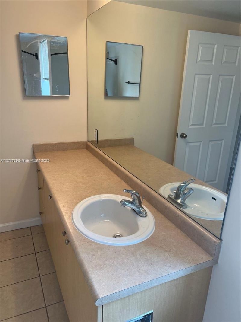 1919 Van Buren St, Unit 420A, Hollywood, FL 33020 Photo