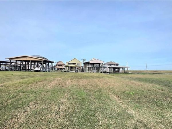 106 JUNIOR Lane, Port Sulphur, LA 70083