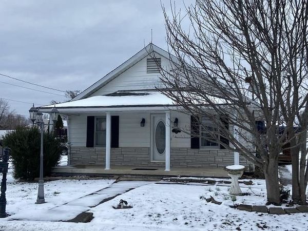 1215 W Collins, Flatwoods, KY 41139