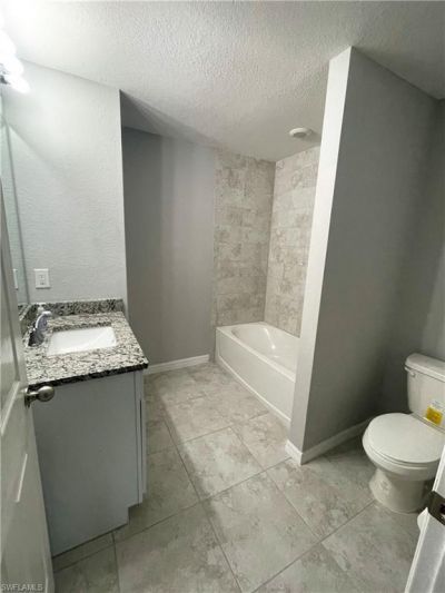 2614 NE 6th Pl, Cape Coral, FL 33909 Photo