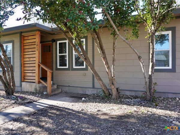 1019 Haynes Street , San Marcos, TX 78666