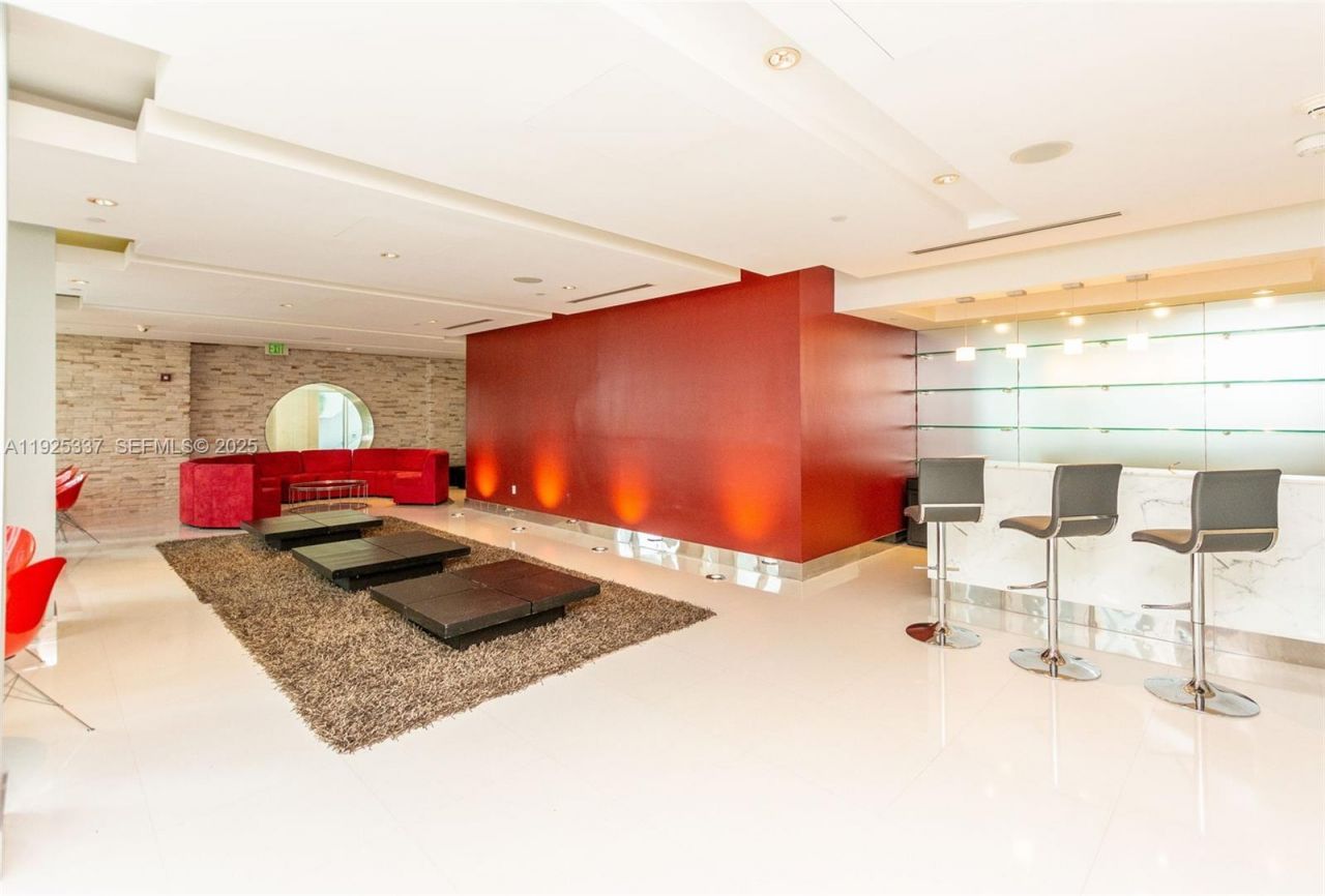 41 SE 5th St, Unit 2314, Miami, FL 33131 Photo