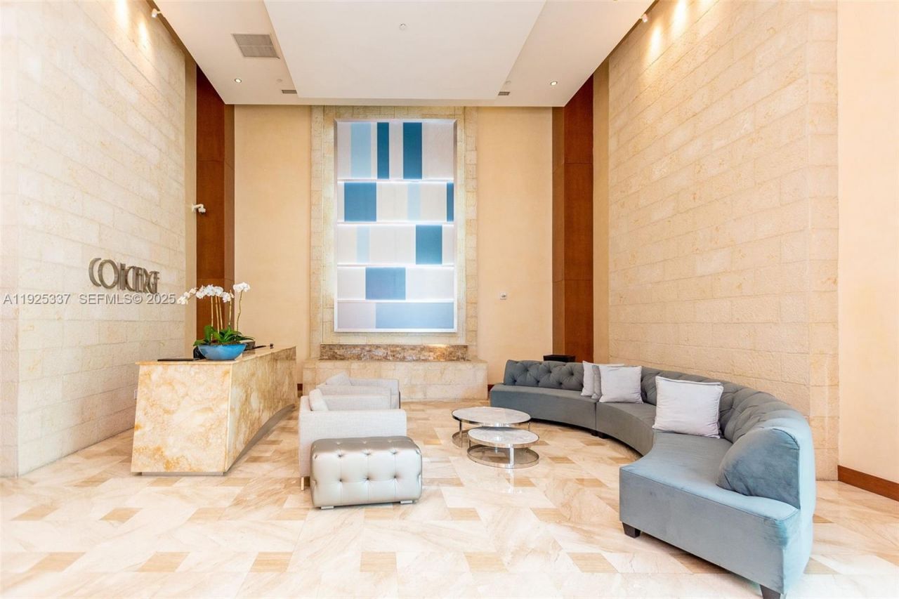 41 SE 5th St, Unit 2314, Miami, FL 33131 Photo