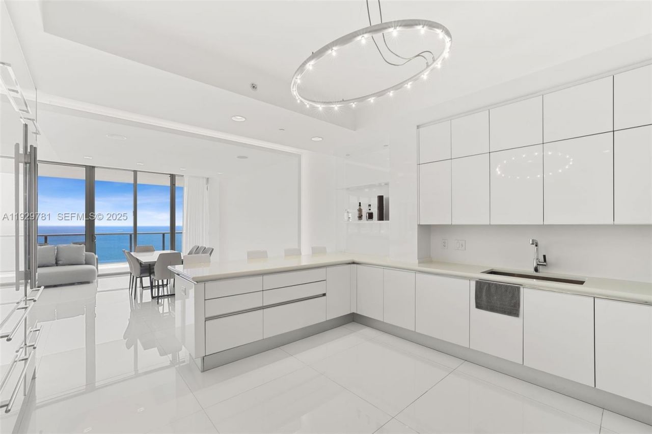 9701 Collins Ave, Unit 2303S, Bal Harbour, FL 33154 Photo