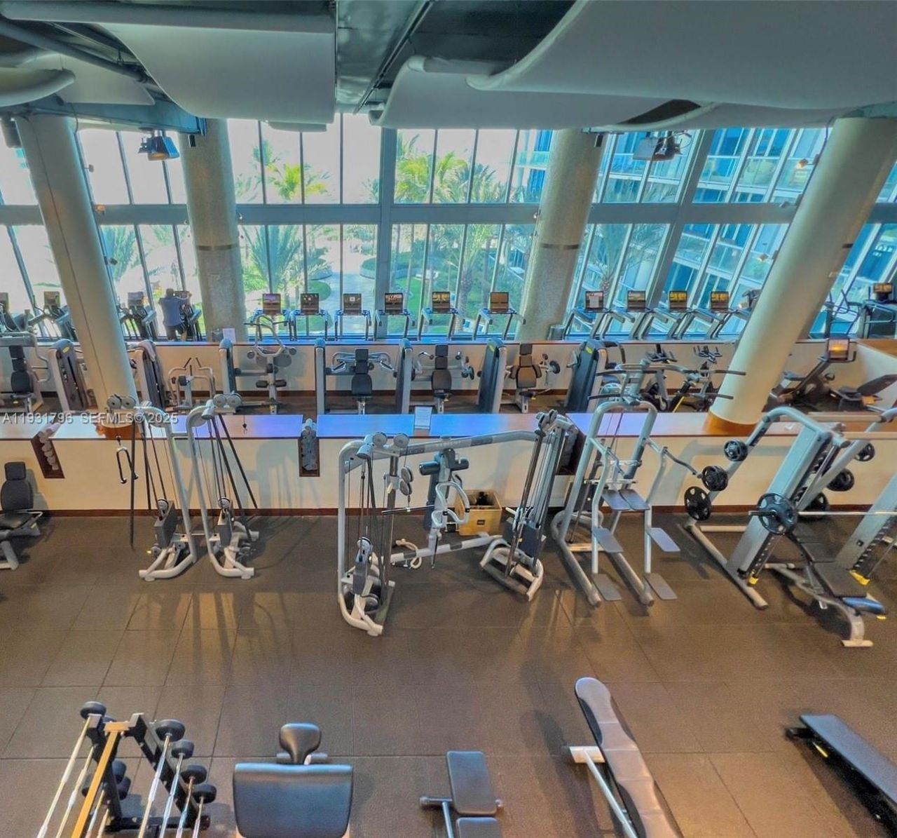 6799 Collins Ave, Unit 1005, Miami Beach, FL 33141 Photo