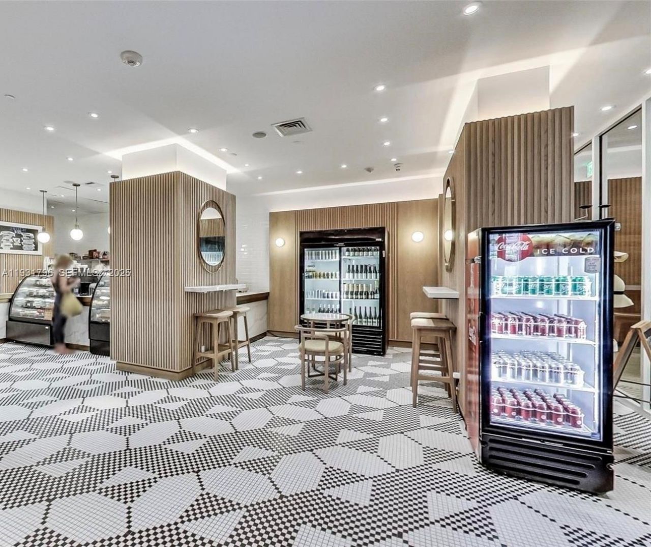 6799 Collins Ave, Unit 1005, Miami Beach, FL 33141 Photo