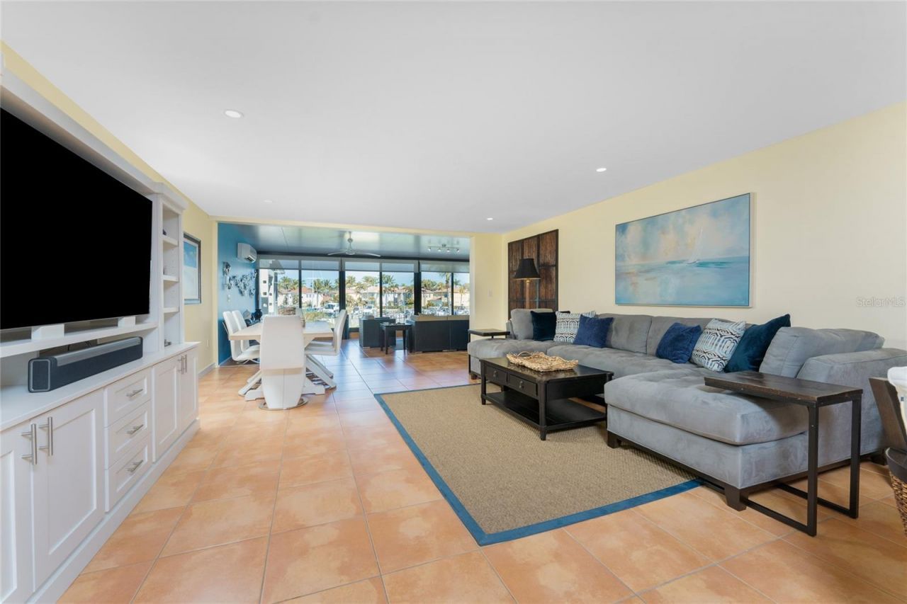 3230 South Shore Drive, Unit 33B, Punta Gorda, FL 33955 Photo