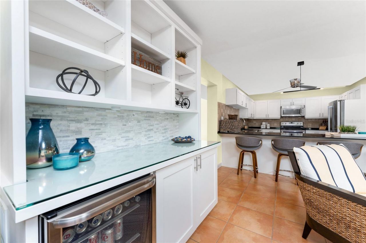 3230 South Shore Drive, Unit 33B, Punta Gorda, FL 33955 Photo