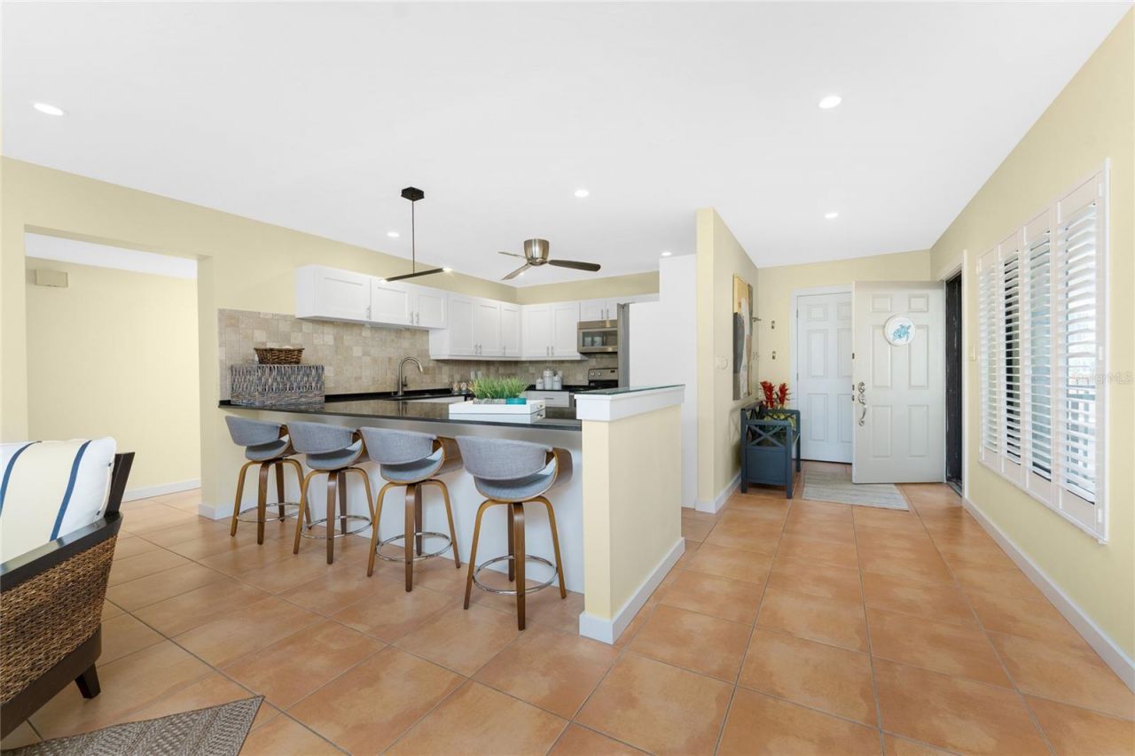 3230 South Shore Drive, Unit 33B, Punta Gorda, FL 33955 Photo