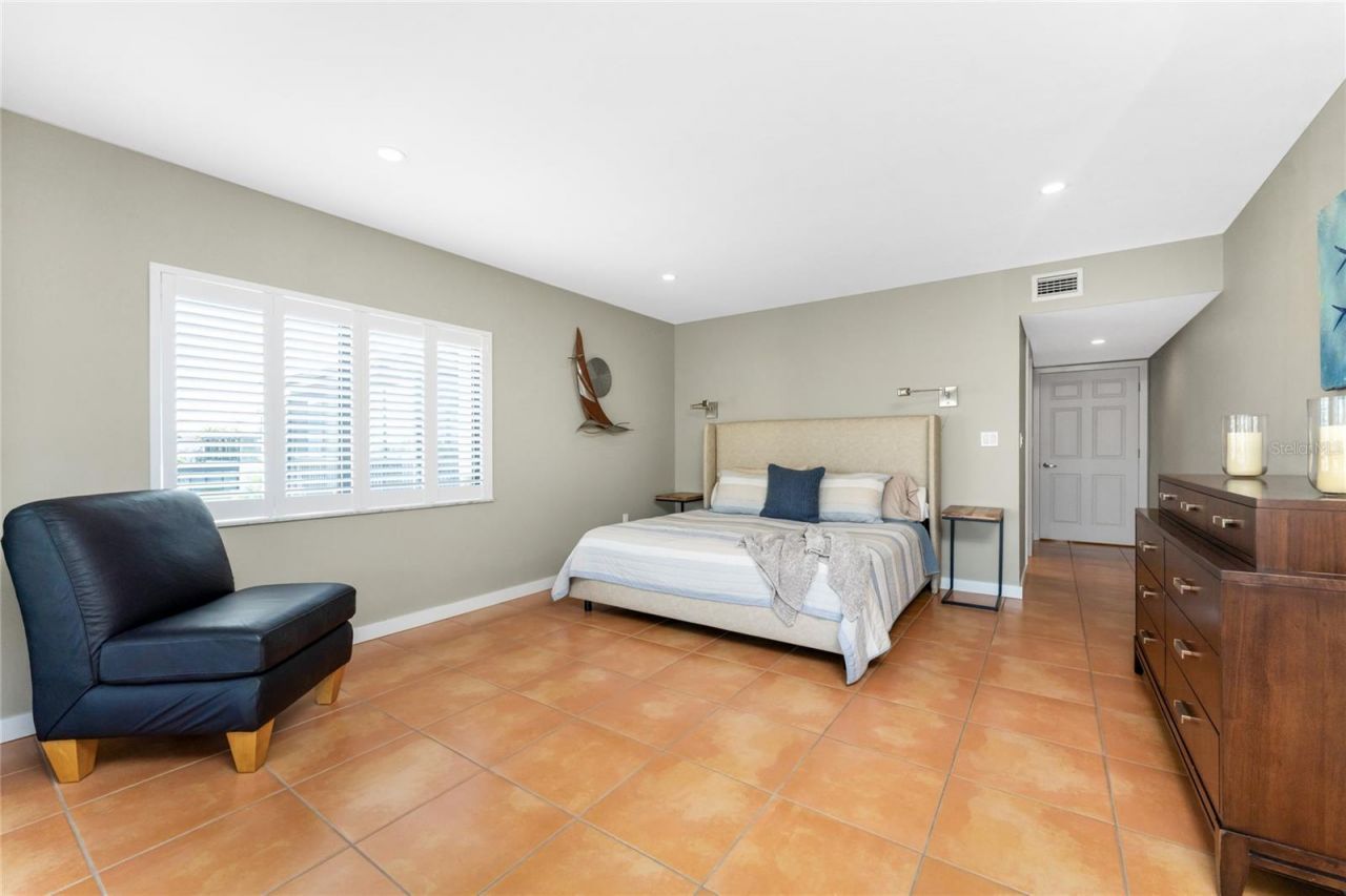 3230 South Shore Drive, Unit 33B, Punta Gorda, FL 33955 Photo