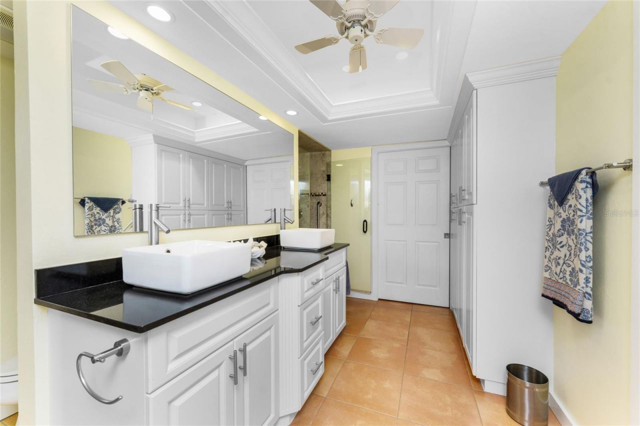 3230 South Shore Drive, Unit 33B, Punta Gorda, FL 33955 Photo