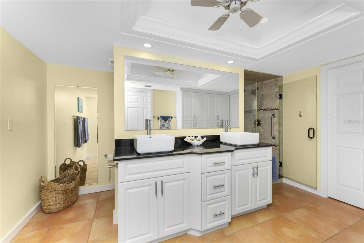 3230 South Shore Drive, Unit 33B, Punta Gorda, FL 33955 Photo