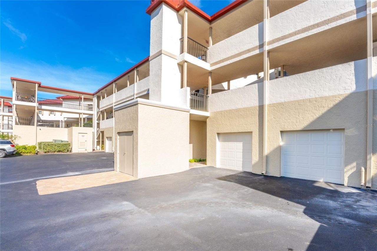 3230 South Shore Drive, Unit 33B, Punta Gorda, FL 33955 Photo