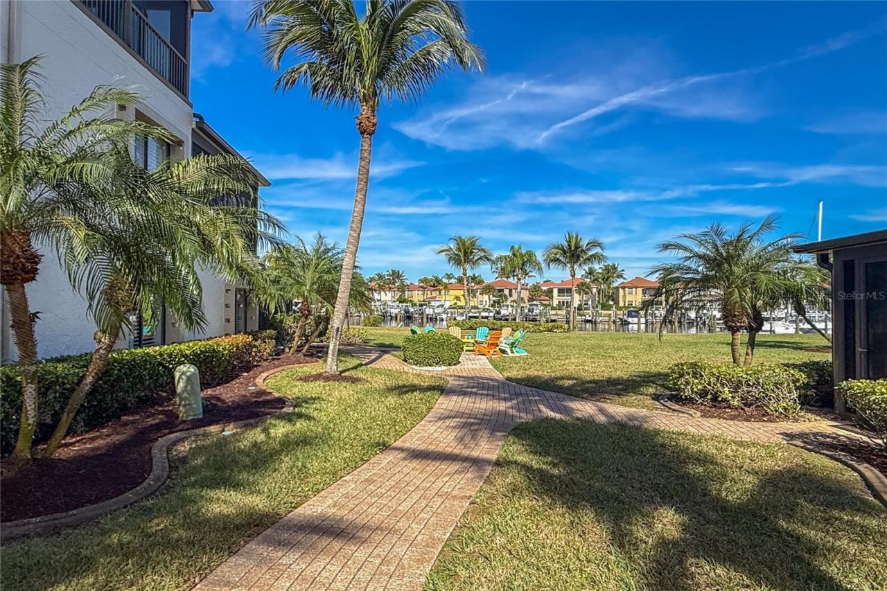 3230 South Shore Drive, Unit 33B, Punta Gorda, FL 33955 Photo