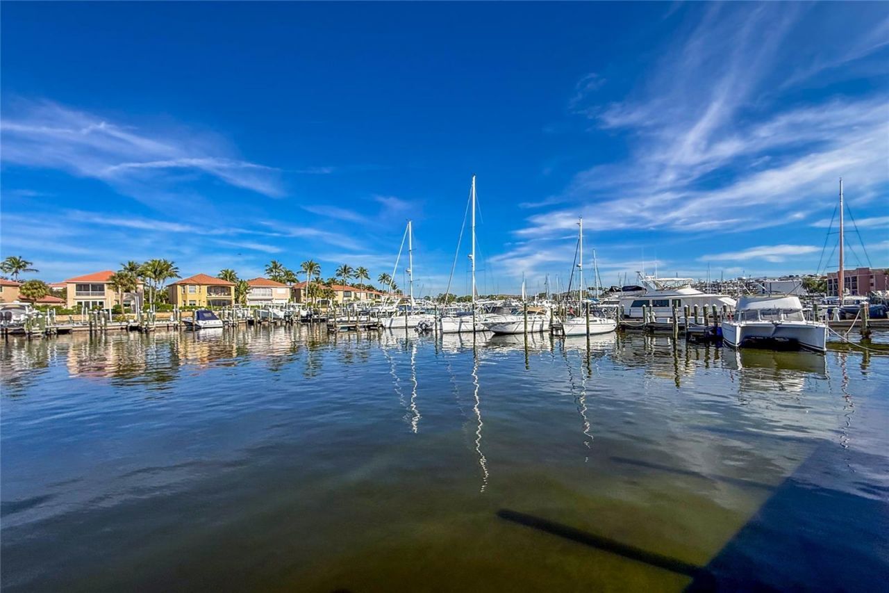 3230 South Shore Drive, Unit 33B, Punta Gorda, FL 33955 Photo