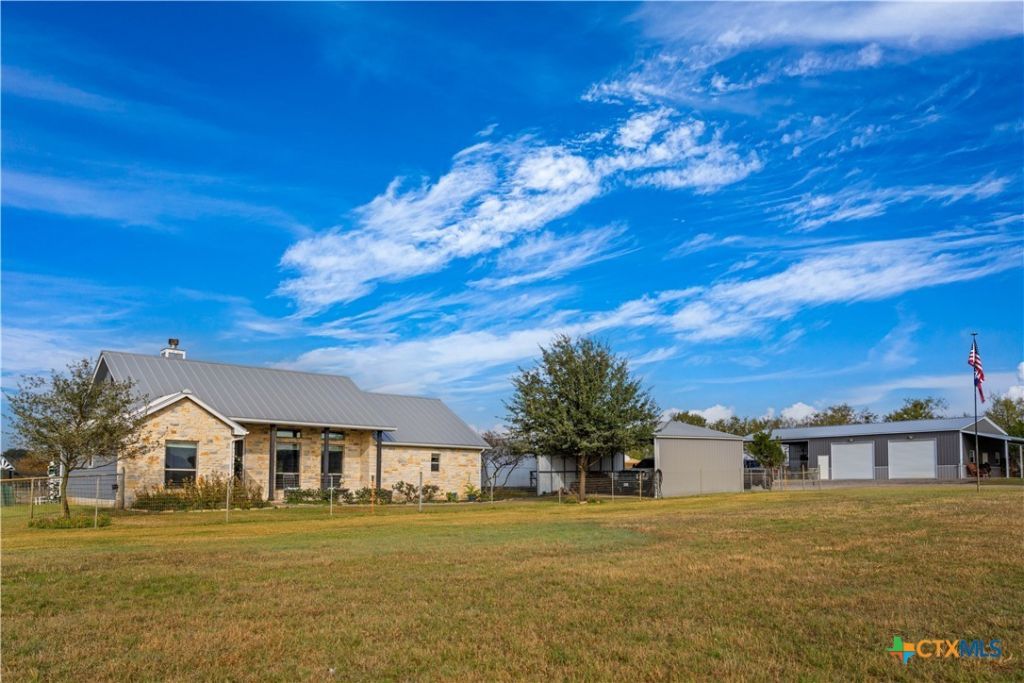 3585 Pittman Road, Saint Hedwig, TX 78152 Main Photo