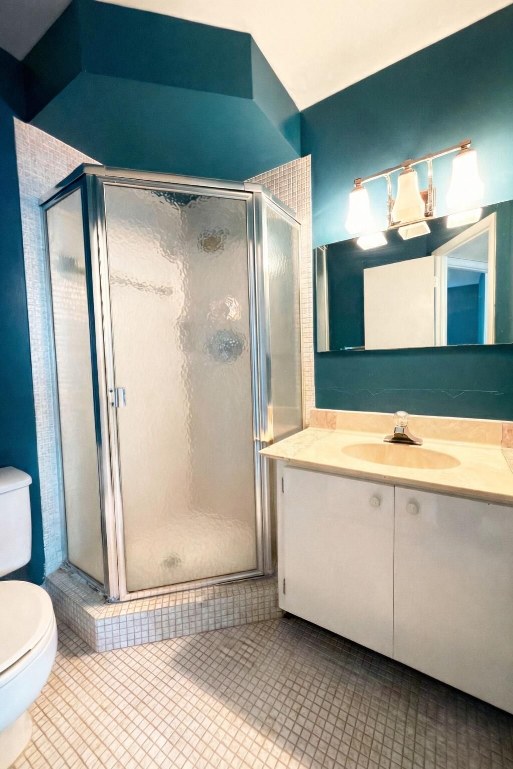 5041 W Oakland Park Boulevard, Unit 111, Lauderdale Lakes, FL 33313 Photo