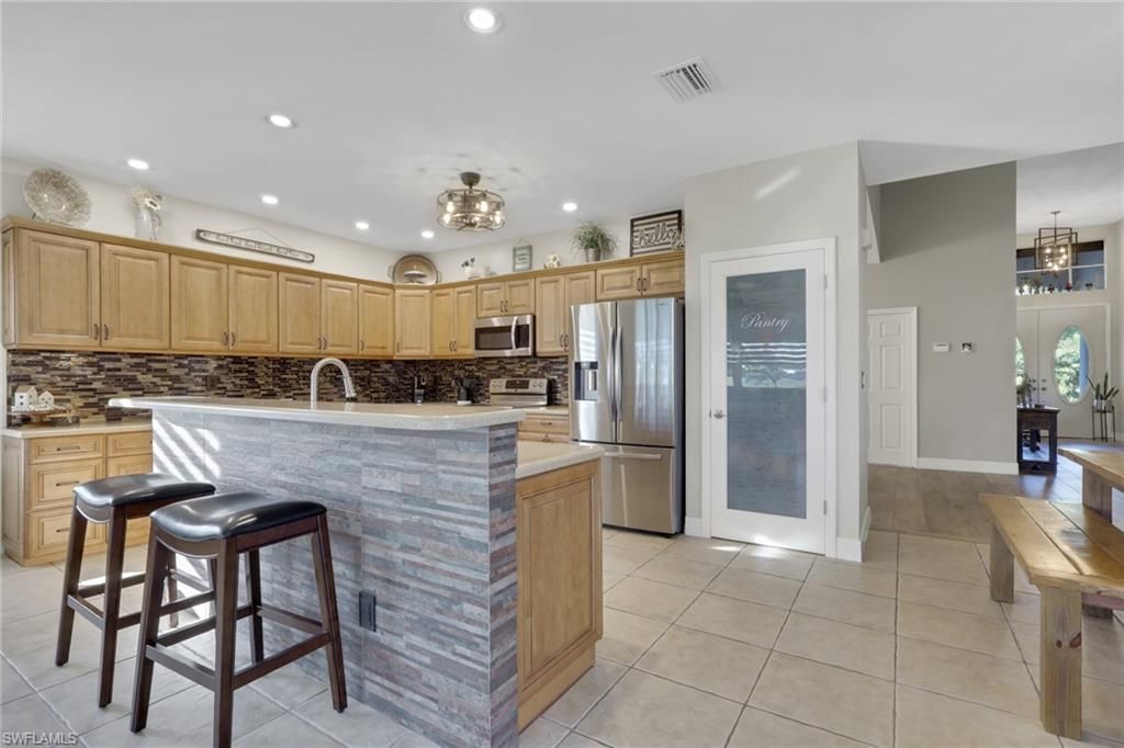 11982 Royal Tee Cir, Cape Coral, FL 33991 Photo