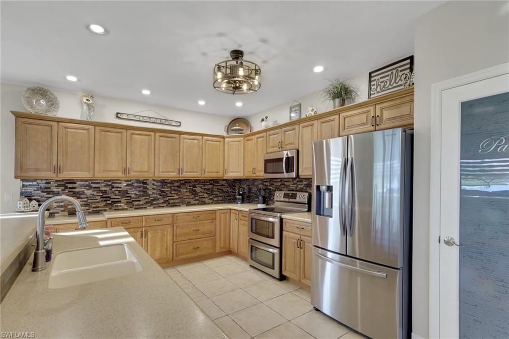 11982 Royal Tee Cir, Cape Coral, FL 33991 Photo