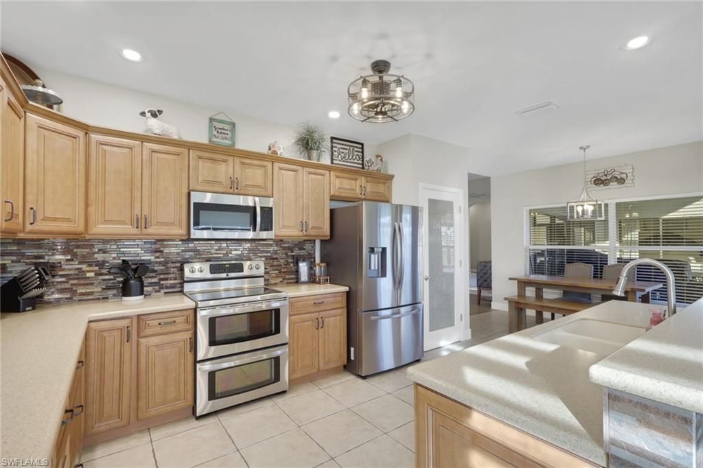 11982 Royal Tee Cir, Cape Coral, FL 33991 Photo