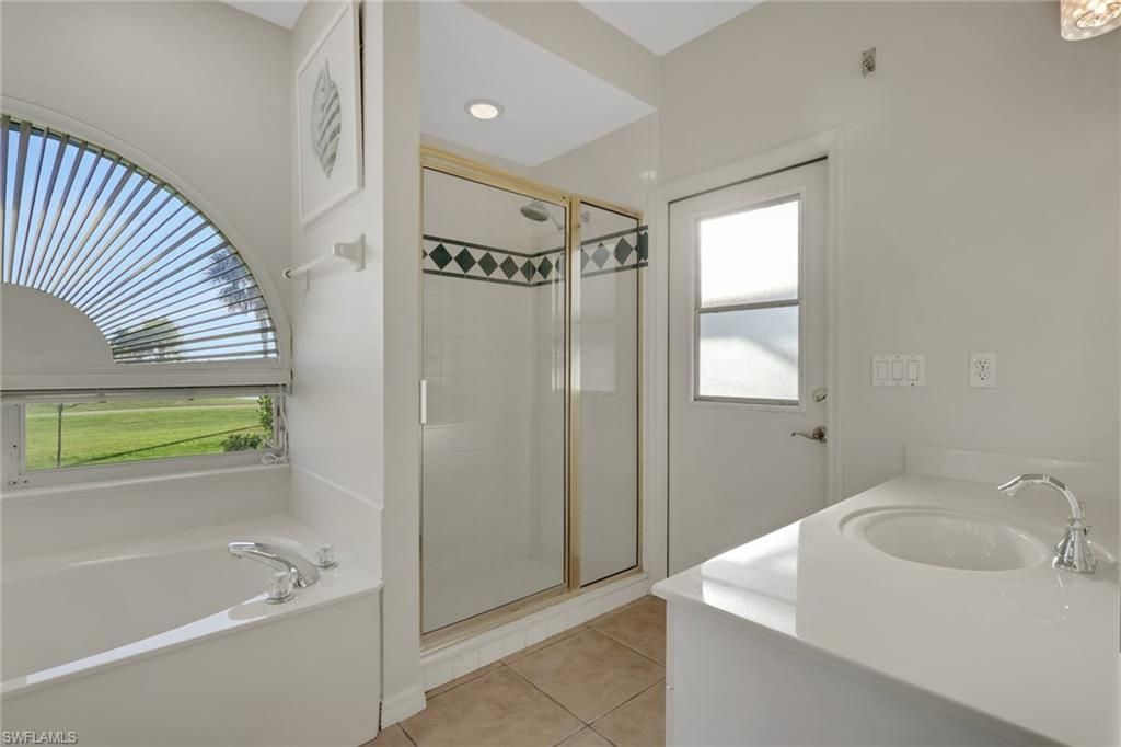 11982 Royal Tee Cir, Cape Coral, FL 33991 Photo