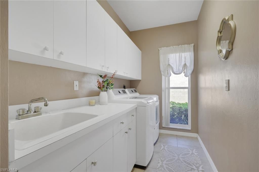 11982 Royal Tee Cir, Cape Coral, FL 33991 Photo