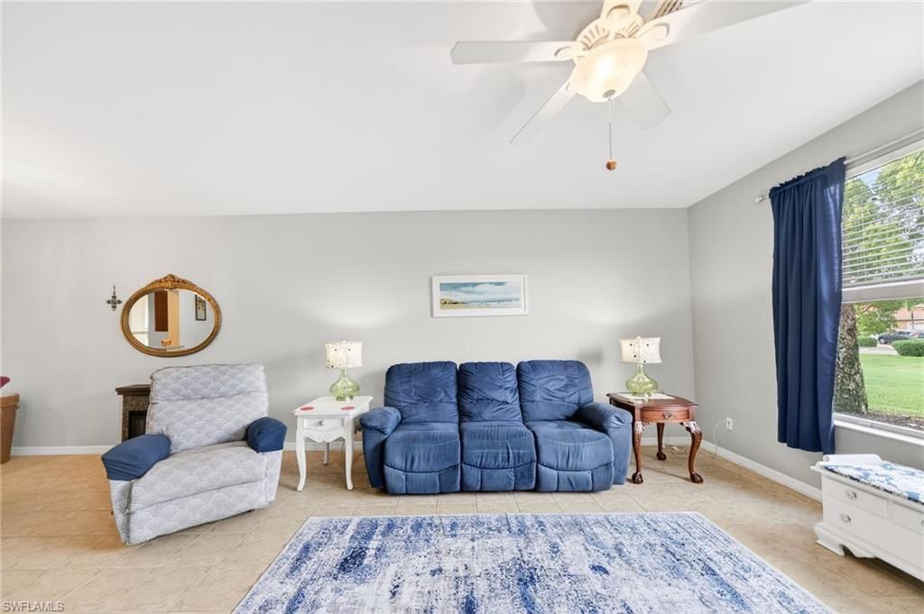 3372 Dandolo Cir, Cape Coral, FL 33909 Photo