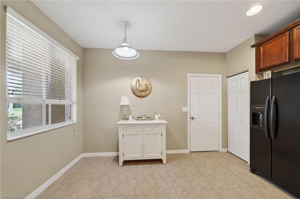 3372 Dandolo Cir, Cape Coral, FL 33909 Photo