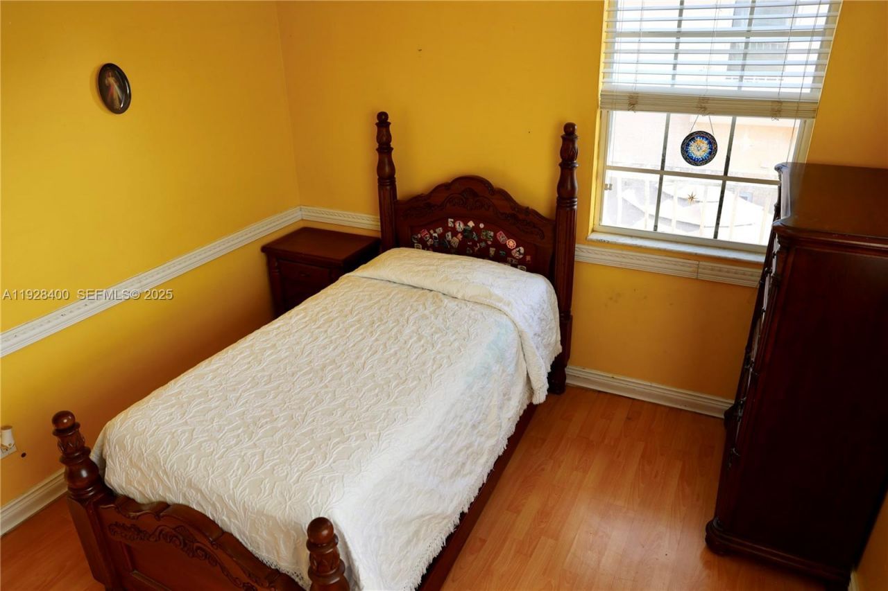 11049 SW 152nd Ct , Miami, FL 33196 Photo