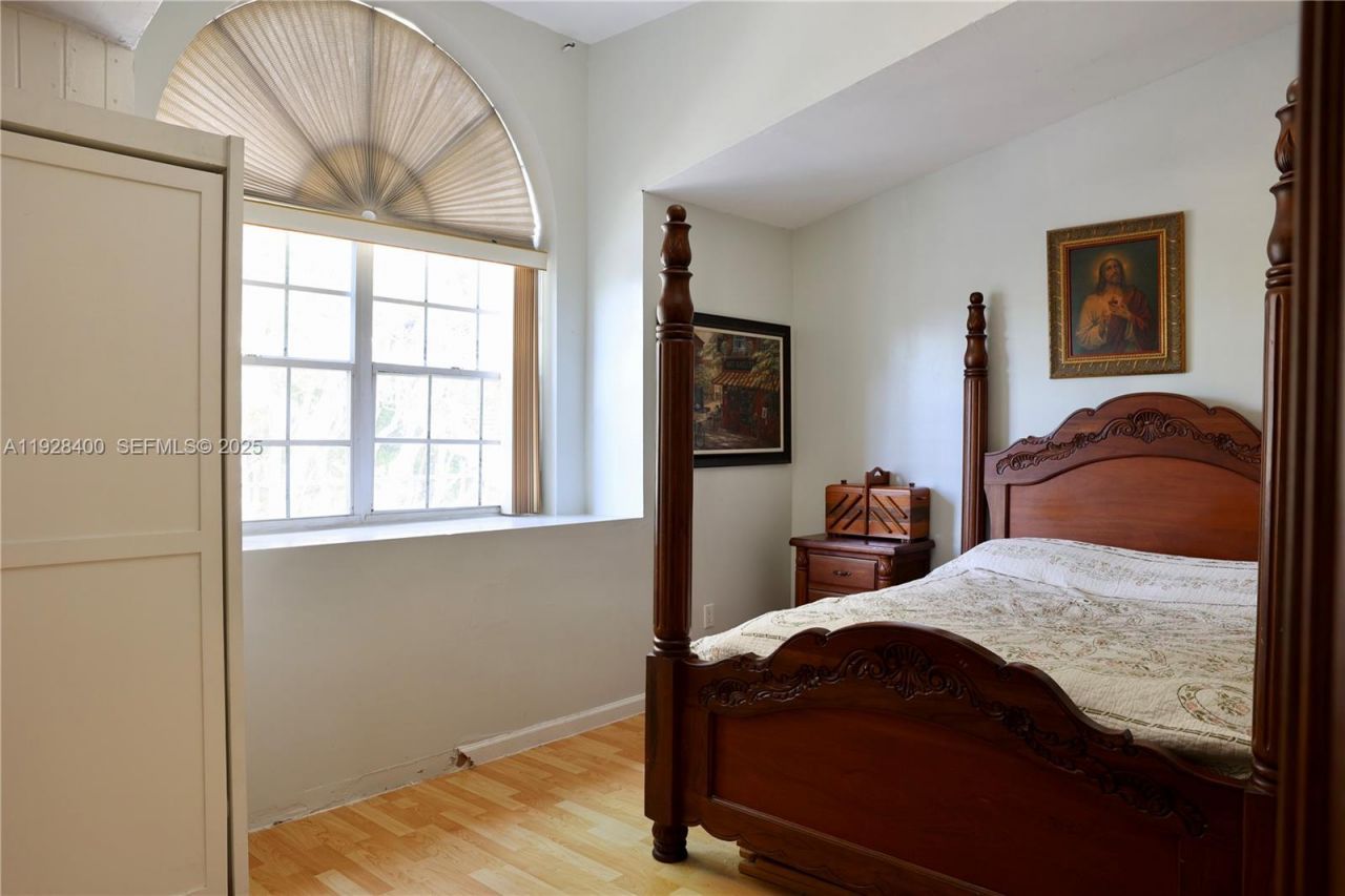 11049 SW 152nd Ct , Miami, FL 33196 Photo