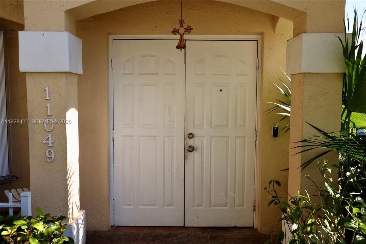 11049 SW 152nd Ct , Miami, FL 33196 Photo