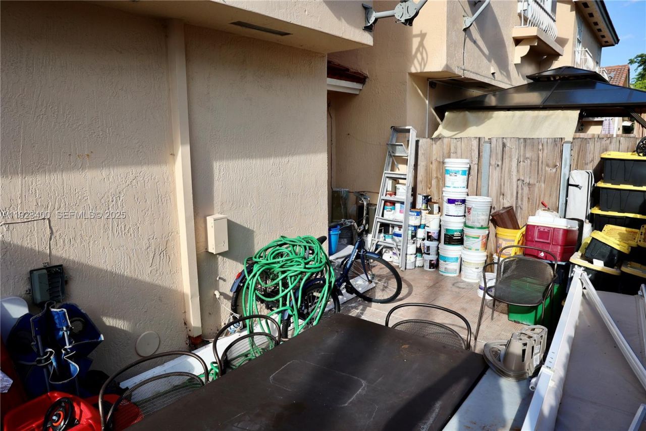 11049 SW 152nd Ct , Miami, FL 33196 Photo